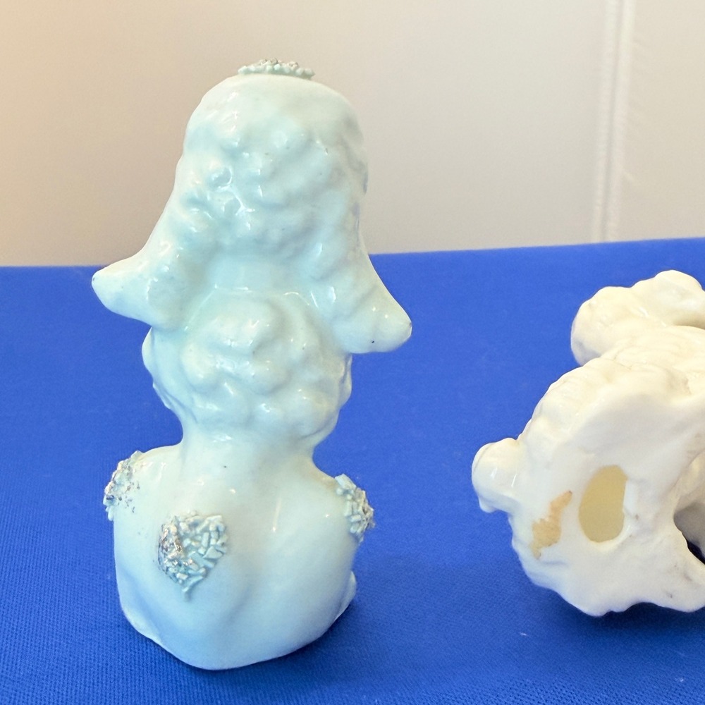 Vintage Ceramic Poodle Figurines Set of 4 Mid Century Spaghetti Blue White Dogs - Picture 12 of 16